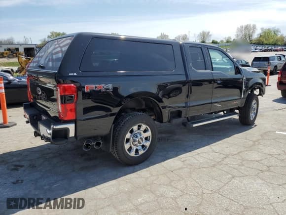 ✅ 2024 Ford F-250 • VIN: 1FT8X2BM7REF40276 • Lot: 50909225. Listed on Copart with 4,909 mi. Free auction sales archive from the USA and detailed vehicle history report at DreamBid. Image 3.