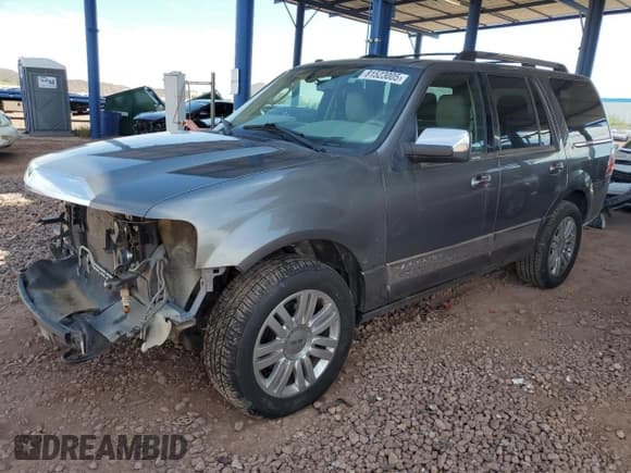 ✅ 2012 Lincoln Navigator • VIN: 5LMJJ2H56CEL04527 • Lot: 81523005. Listed on Copart with 185,129 mi. Free auction sales archive from the USA and detailed vehicle history report at DreamBid. Image 1.