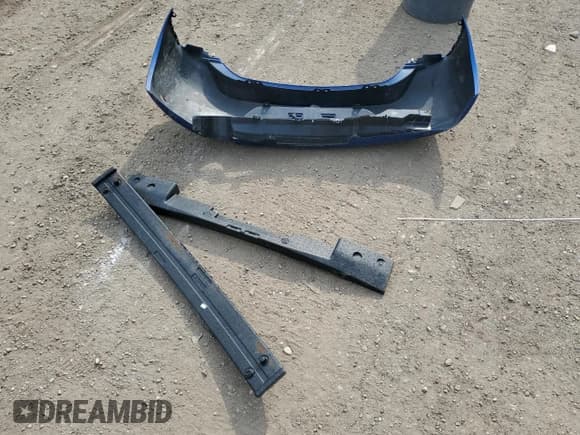 ✅ 2017 Nissan Micra S • VIN: 3N1CK3CP0HL241768 • Lot: 75488284. Wystawiony na Copart z przebiegiem 84 912 mil. Bezpłatny archiwum sprzedaży aukcyjnych z USA i szczegółowy raport historii pojazdu na DreamBid. Zdjęcie 12.