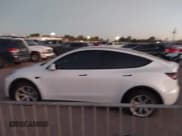 ✅ 2022 Tesla Model Y Long Range • VIN: 7SAYGDEE8NF357061 • Lot: 43539196. Listed on IAAI with 108,074 mi. Free auction sales archive from the USA and detailed vehicle history report at DreamBid. Image 14.