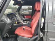 ✅ 2022 Mercedes-Benz G 63 AMG • VIN: W1NYC7HJ7NX444273 • Lot: 48490135. Wystawiony na Copart z przebiegiem 9 596 mil. Bezpłatny archiwum sprzedaży aukcyjnych z USA i szczegółowy raport historii pojazdu na DreamBid. Zdjęcie 7.