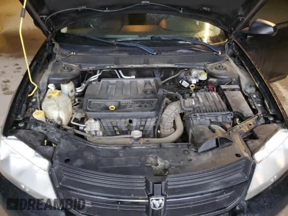 ✅ 2010 Dodge Avenger SXT • VIN: 1B3CC4FB4AN108230 • Лот: 80732874. Опубликован ранее на Copart с пробегом 199 486 миль. Бесплатный доступ к архиву аукционных продаж из США и подробный отчёт об истории автомобиля на DreamBid. Изображение 11.