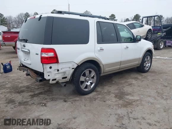 ✅ 2009 Ford Expedition Eddie Bauer • VIN: 1FMFU18589EA97223 • Лот: 41331508. Опубликован ранее на IAAI с пробегом 153 525 миль. Бесплатный доступ к архиву аукционных продаж из США и подробный отчёт об истории автомобиля на DreamBid. Изображение 4.