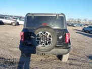 ✅ 2022 Ford Bronco • VIN: 1FMDE5BH0NLB07571 • Lot: 41299606. Wystawiony na IAAI z przebiegiem 28 298 mil. Bezpłatny archiwum sprzedaży aukcyjnych z USA i szczegółowy raport historii pojazdu na DreamBid. Zdjęcie 16.