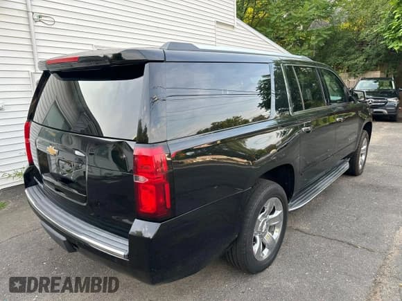 ✅ 2016 Chevrolet Suburban LTZ • VIN: 1GNSKJKC3GR100493 • Lot: 69578704. Wystawiony na Copart z przebiegiem 202 688 mil. Bezpłatny archiwum sprzedaży aukcyjnych z USA i szczegółowy raport historii pojazdu na DreamBid. Zdjęcie 3.