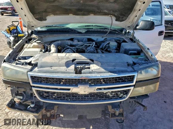 ✅ 2007 Chevrolet Silverado 1500 Work Truck • VIN: 1GCEC19X47Z166949 • Лот: 94695105. Опубликован ранее на Copart с пробегом 216 705 миль. Бесплатный доступ к архиву аукционных продаж из США и подробный отчёт об истории автомобиля на DreamBid. Изображение 11.
