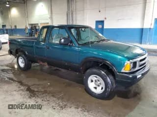 ✅ 1997 Chevrolet S-10 LS • VIN: 1GCCS19X9V8186904 • Лот: 50909605. Опубликован ранее на Copart с пробегом 318 377 миль. Бесплатный доступ к архиву аукционных продаж из США и подробный отчёт об истории автомобиля на DreamBid. Изображение 4.