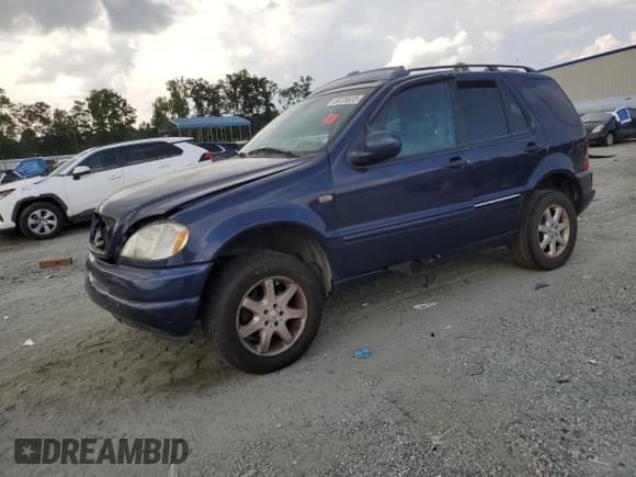 ✅ 1999 Mercedes-Benz M 320/430/500 • VIN: 4JGAB72E0XA088404 • Lot: 69729635. Wystawiony na Copart z przebiegiem 345 657 mil. Bezpłatny archiwum sprzedaży aukcyjnych z USA i szczegółowy raport historii pojazdu na DreamBid. Zdjęcie 1.