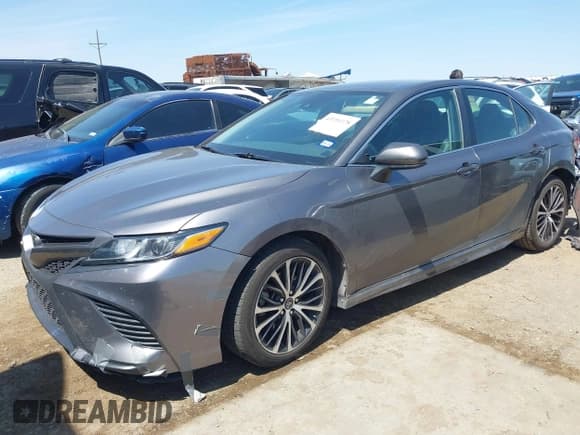 ✅ 2019 Toyota Camry SE • VIN: 4T1B11HKXKU264237 • Лот: 43131378. Опубликован ранее на IAAI с пробегом 221 987 миль. Бесплатный доступ к архиву аукционных продаж из США и подробный отчёт об истории автомобиля на DreamBid. Изображение 2.
