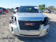 ✅ 2015 GMC Terrain SLE • VIN: 2GKALMEK5F6256541 • Lot: 43102746. Wystawiony na IAAI z przebiegiem 159 971 mil. Bezpłatny archiwum sprzedaży aukcyjnych z USA i szczegółowy raport historii pojazdu na DreamBid. Zdjęcie 12.