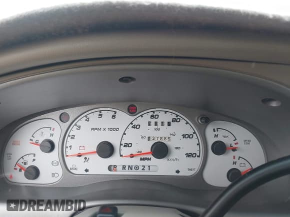 ✅ 2003 Ford Explorer Sport Trac XLS • VIN: 1FMZU67E13UB81604 • Lot: 43836840. Wystawiony na IAAI z przebiegiem 137 885 mil. Bezpłatny archiwum sprzedaży aukcyjnych z USA i szczegółowy raport historii pojazdu na DreamBid. Zdjęcie 7.