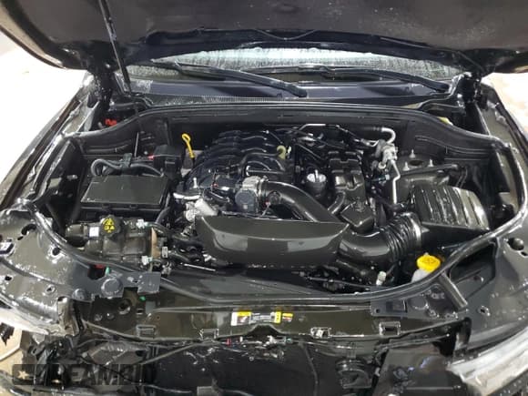 ✅ 2024 Dodge Durango GT Plus • VIN: 1C4RDJDG6RC126433 • Lot: 92729585. Wystawiony na Copart z przebiegiem 44 958 mil. Bezpłatny archiwum sprzedaży aukcyjnych z USA i szczegółowy raport historii pojazdu na DreamBid. Zdjęcie 12.