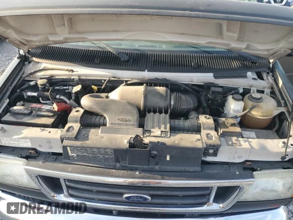 ✅ 2007 Ford Econoline Passenger XL • VIN: 1FBNE31L77DA87226 • Lot: 90899945. Listed on Copart with 91,041 mi. Free auction sales archive from the USA and detailed vehicle history report at DreamBid. Image 12.