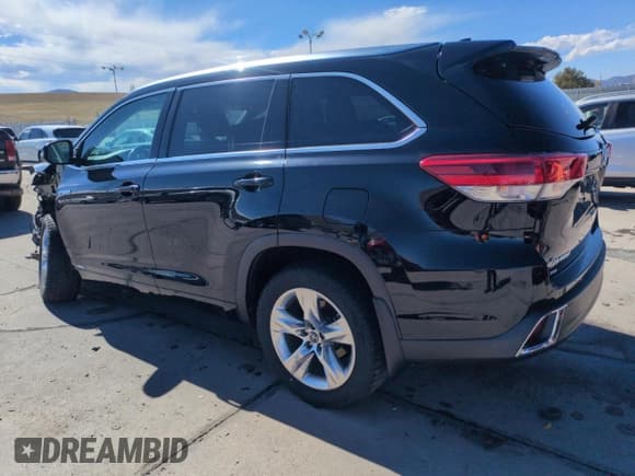 ✅ 2018 Toyota Highlander Hybrid Limited • VIN: 5TDDGRFH7JS037916 • Lot: 50567695. Listed on Copart with 96,677 mi. Free auction sales archive from the USA and detailed vehicle history report at DreamBid. Image 2.