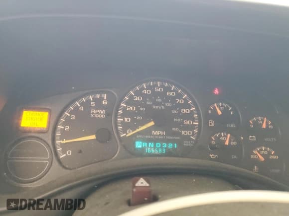 ✅ 2001 Chevrolet Silverado 1500 LS • VIN: 2GCEK19T911270580 • Лот: 92930175. Опубликован ранее на Copart с пробегом 166 583 миль. Бесплатный доступ к архиву аукционных продаж из США и подробный отчёт об истории автомобиля на DreamBid. Изображение 9.