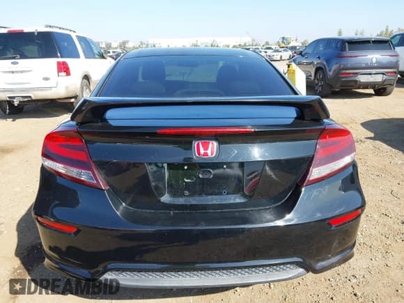 ✅ 2015 Honda Civic LX • VIN: 2HGFG3B5XFH519630 • Lot: 43540471. Listed on IAAI with 115,024 mi. Free auction sales archive from the USA and detailed vehicle history report at DreamBid. Image 17.