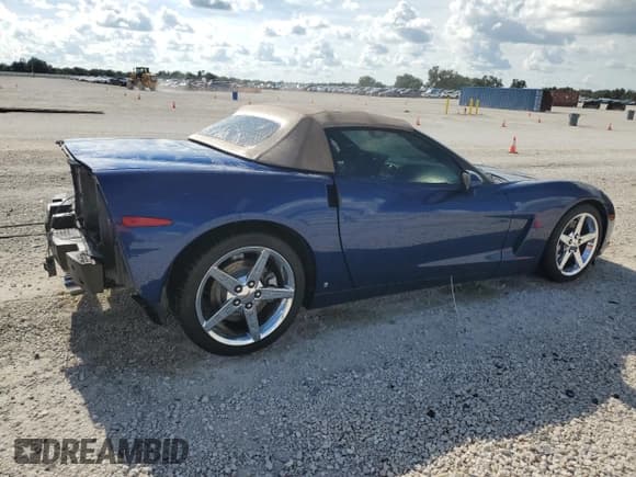 ✅ 2006 Chevrolet Corvette • VIN: 1G1YY36U365132617 • Lot: 68112534. Listed on Copart with 41,096 mi. Free auction sales archive from the USA and detailed vehicle history report at DreamBid. Image 3.