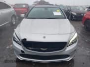 ✅ 2019 Mercedes-Benz CLA 250 • VIN: WDDSJ4EB6KN722477 • Lot: 41377046. Wystawiony na IAAI z przebiegiem 74 969 mil. Bezpłatny archiwum sprzedaży aukcyjnych z USA i szczegółowy raport historii pojazdu na DreamBid. Zdjęcie 12.