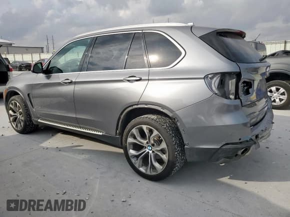 ✅ 2017 BMW X5 sDrive35i • VIN: 5UXKR2C32H0X04663 • Лот: 92718695. Опубликован ранее на Copart с пробегом 85 608 миль. Бесплатный доступ к архиву аукционных продаж из США и подробный отчёт об истории автомобиля на DreamBid. Изображение 2.
