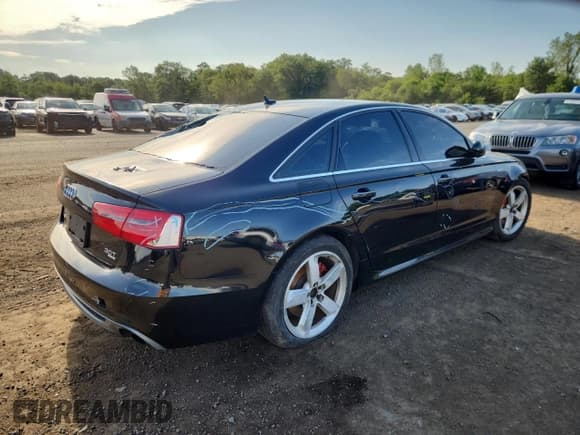 ✅ 2012 Audi A6 Premium Plus • VIN: WAUBGAFC9CN012986 • Лот: 62299865. Опубликован ранее на Copart с пробегом 167 304 миль. Бесплатный доступ к архиву аукционных продаж из США и подробный отчёт об истории автомобиля на DreamBid. Изображение 3.