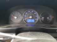 ✅ 2012 Hyundai Santa Fe SE • VIN: 5XYZHDAG7CG108357 • Lot: 85287084. Listed on Copart with 162,684 mi. Free auction sales archive from the USA and detailed vehicle history report at DreamBid. Image 9.