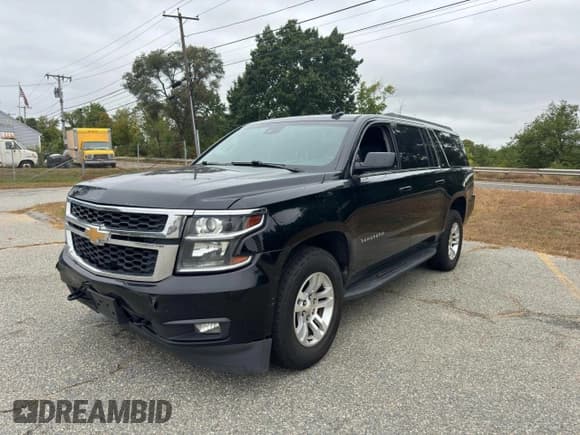 ✅ 2019 Chevrolet Suburban LT • VIN: 1GNSKHKC7KR362891 • Lot: 73576914. Wystawiony na Copart z przebiegiem 171 965 mil. Bezpłatny archiwum sprzedaży aukcyjnych z USA i szczegółowy raport historii pojazdu na DreamBid. Zdjęcie 2.