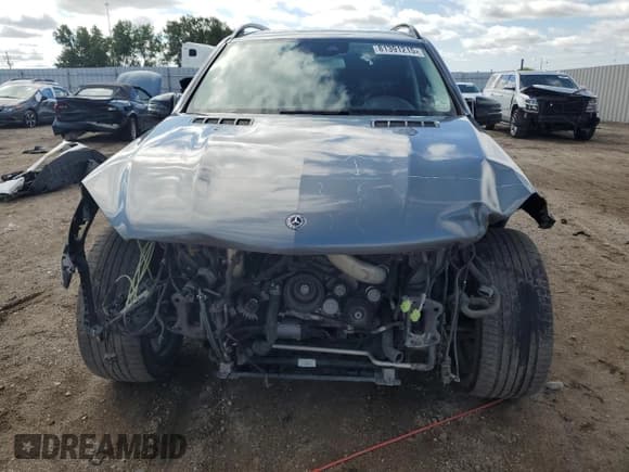 ✅ 2018 Mercedes-Benz GLS 550 • VIN: 4JGDF7DE6JB023783 • Lot: 81391215. Listed on Copart with 127,314 mi. Free auction sales archive from the USA and detailed vehicle history report at DreamBid. Image 5.