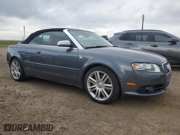 ✅ 2007 Audi S4 • VIN: WUARL48H27K901016 • Lot: 67889725. Wystawiony na Copart z przebiegiem 122 808 mil. Bezpłatny archiwum sprzedaży aukcyjnych z USA i szczegółowy raport historii pojazdu na DreamBid. Zdjęcie 4.