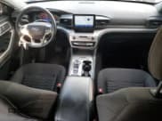 ✅ 2021 Ford Explorer XLT • VIN: 1FMSK7DH7MGB21130 • Lot: 89540695. Wystawiony na Copart z przebiegiem 54 381 mil. Bezpłatny archiwum sprzedaży aukcyjnych z USA i szczegółowy raport historii pojazdu na DreamBid. Zdjęcie 8.