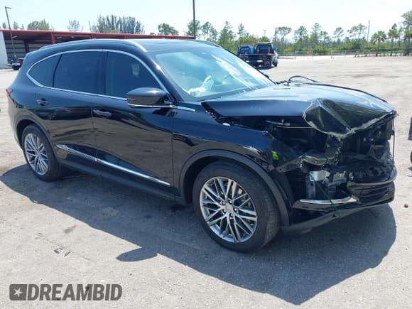 ✅ 2024 Acura MDX Advance • VIN: 5J8YE1H81RL009551 • Lot: 42231045. Listed on IAAI with 30,721 mi. Free auction sales archive from the USA and detailed vehicle history report at DreamBid. Image 1.