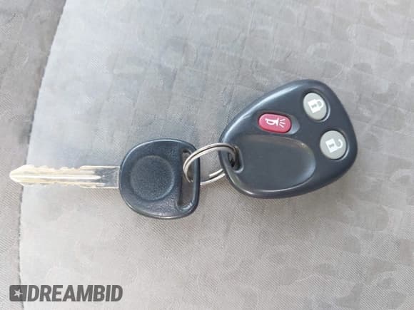 ✅ 2006 Saturn VUE • VIN: 5GZCZ33DX6S897763 • Lot: 42091466. Wystawiony na IAAI z przebiegiem 80 020 mil. Bezpłatny archiwum sprzedaży aukcyjnych z USA i szczegółowy raport historii pojazdu na DreamBid. Zdjęcie 11.