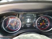 ✅ 2023 Dodge Charger R/T • VIN: 2C3CDXCT4PH589449 • Lot: 71749195. Wystawiony na Copart z przebiegiem 65 606 mil. Bezpłatny archiwum sprzedaży aukcyjnych z USA i szczegółowy raport historii pojazdu na DreamBid. Zdjęcie 9.