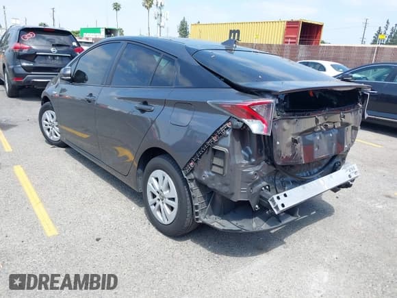 ✅ 2018 Toyota Prius Two • VIN: JTDKBRFU7J3060603 • Lot: 42359586. Wystawiony na IAAI z przebiegiem 102 042 mil. Bezpłatny archiwum sprzedaży aukcyjnych z USA i szczegółowy raport historii pojazdu na DreamBid. Zdjęcie 3.