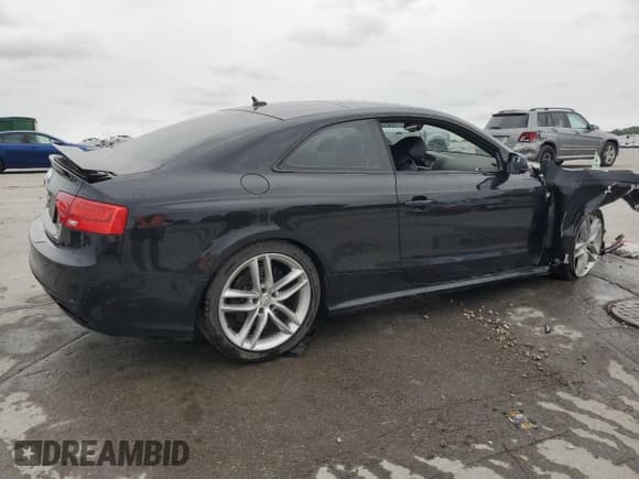 ✅ 2014 Audi RS 5 • VIN: WUAC6AFR4EA900833 • Lot: 55972465. Wystawiony na Copart z przebiegiem Nie podano. Bezpłatny archiwum sprzedaży aukcyjnych z USA i szczegółowy raport historii pojazdu na DreamBid. Zdjęcie 3.
