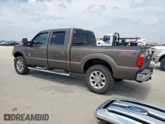 ✅ 2016 Ford F-250 Lariat • VIN: 1FT7W2BT3GEB84394 • Lot: 56939155. Listed on Copart with 193,819 mi. Free auction sales archive from the USA and detailed vehicle history report at DreamBid. Image 2.