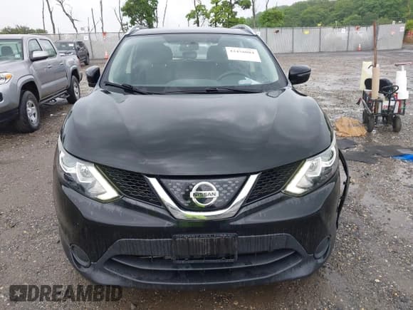 ✅ 2018 Nissan Rogue S • VIN: JN1BJ1CR7JW268034 • Lot: 42458004. Listed on IAAI with 103,324 mi. Free auction sales archive from the USA and detailed vehicle history report at DreamBid. Image 12.