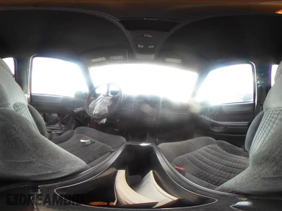 ✅ 2000 Chevrolet Blazer LT • VIN: 1GNDT13W8Y2331382 • Lot: 40840945. Wystawiony na IAAI z przebiegiem 153 308 mil. Bezpłatny archiwum sprzedaży aukcyjnych z USA i szczegółowy raport historii pojazdu na DreamBid. Zdjęcie 18.