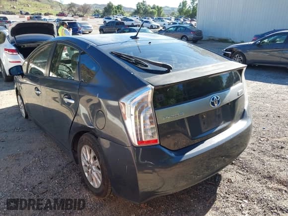 ✅ 2013 Toyota Prius • VIN: JTDKN3DP3D3031704 • Lot: 43904784. Listed on IAAI with 250,210 mi. Free auction sales archive from the USA and detailed vehicle history report at DreamBid. Image 3.
