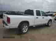 ✅ 2003 Dodge 1500 ST • VIN: 1D7HU18Z63J554955 • Лот: 82993574. Размещён на Copart с пробегом 228 770 миль миль. Получите бесплатный доступ к архиву аукционных продаж из США и посмотрите подробный отчёт об истории автомобиля на DreamBid. Изображение 3.