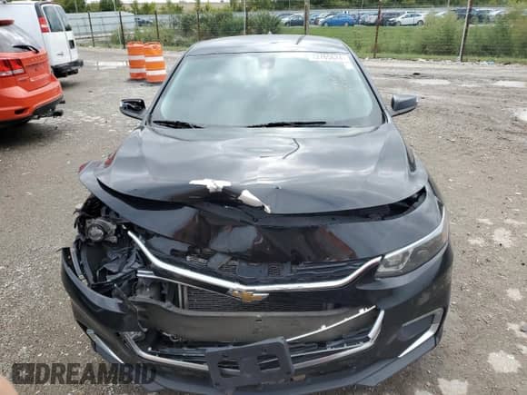 2016 Chevrolet Malibu LT z VIN 1G1ZE5ST9GF293765, wystawiony jako Copart lot #84750945 z przebiegiem 185 246 mil mil oraz Czysty tytuł • Clean title. Historia ofert i sprzedaży dostępna na DreamBid. Obrazek 5.