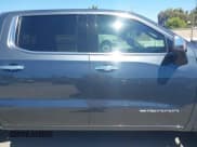 ✅ 2022 GMC Sierra 1500 SLT • VIN: 1GTU9DELONZ219903 • Lot: 40140320. Listed on IAAI with 57,019 mi. Free auction sales archive from the USA and detailed vehicle history report at DreamBid. Image 14.