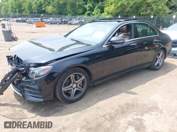 ✅ 2017 Mercedes-Benz E 300 Luxury • VIN: WDDZF4KBXHA059791 • Lot: 42458651. Listed on IAAI with 111,984 mi. Free auction sales archive from the USA and detailed vehicle history report at DreamBid. Image 2.