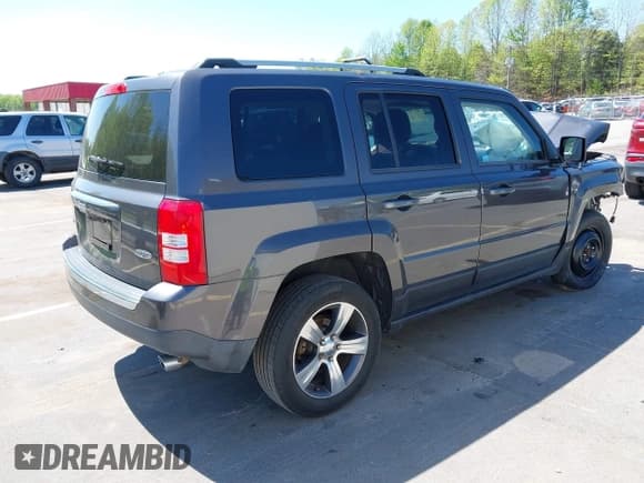 ✅ 2016 Jeep Patriot Latitude • VIN: 1C4NJRFB6GD598954 • Lot: 41999828. Listed on IAAI with 119,166 mi. Free auction sales archive from the USA and detailed vehicle history report at DreamBid. Image 4.