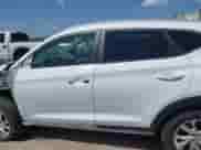 2019 Hyundai Tucson Value с VIN KM8J33A49KU940769, выставлен на аукционе IAAI как лот 42539018 с пробегом 62 648 миль миль и . История ставок и продаж доступна на DreamBid. Изображение 15.