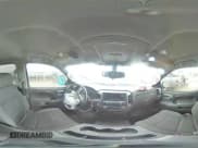 ✅ 2015 Chevrolet Silverado 2500HD LT • VIN: 1GC1CVEG8FF561227 • Lot: 64398545. Wystawiony na Copart z przebiegiem Nie podano. Bezpłatny archiwum sprzedaży aukcyjnych z USA i szczegółowy raport historii pojazdu na DreamBid. Zdjęcie 14.