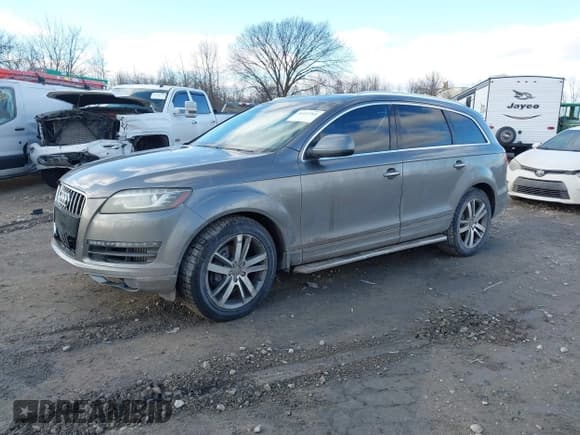 ✅ 2012 Audi Q7 Premium Plus • VIN: WA1LMAFE7CD001664 • Lot: 41457361. Listed on IAAI with 136,500 mi. Free auction sales archive from the USA and detailed vehicle history report at DreamBid. Image 17.