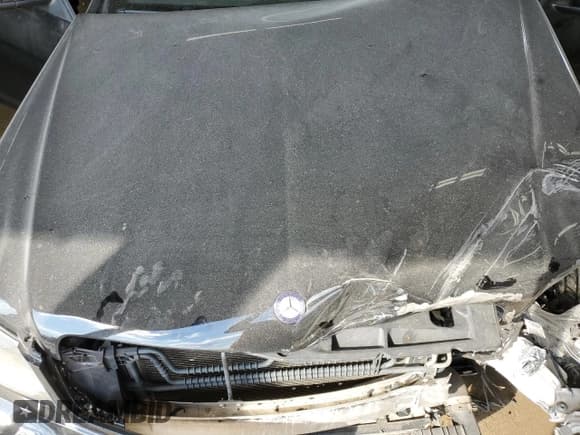 ✅ 2015 Mercedes-Benz C 250 • VIN: WDDGJ4HB6FG361540 • Lot: 93491755. Wystawiony na Copart z przebiegiem 150 157 mil. Bezpłatny archiwum sprzedaży aukcyjnych z USA i szczegółowy raport historii pojazdu na DreamBid. Zdjęcie 11.