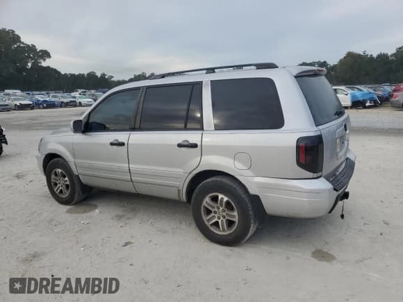 ✅ 2003 Honda Pilot EX • VIN: 2HKYF18753H563996 • Lot: 91808125. Listed on Copart with 185,840 mi. Free auction sales archive from the USA and detailed vehicle history report at DreamBid. Image 2.