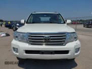 ✅ 2015 Toyota Land Cruiser • VIN: JTMHY7AJ5F4033539 • Lot: 42893055. Listed on IAAI with 121,849 mi. Free auction sales archive from the USA and detailed vehicle history report at DreamBid. Image 12.