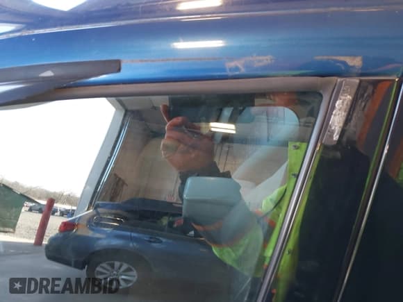 ✅ 2010 Chrysler PT Cruiser • VIN: 3A4GY5F98AT143643 • Lot: 43926893. Listed on IAAI with 95,449 mi. Free auction sales archive from the USA and detailed vehicle history report at DreamBid. Image 12.